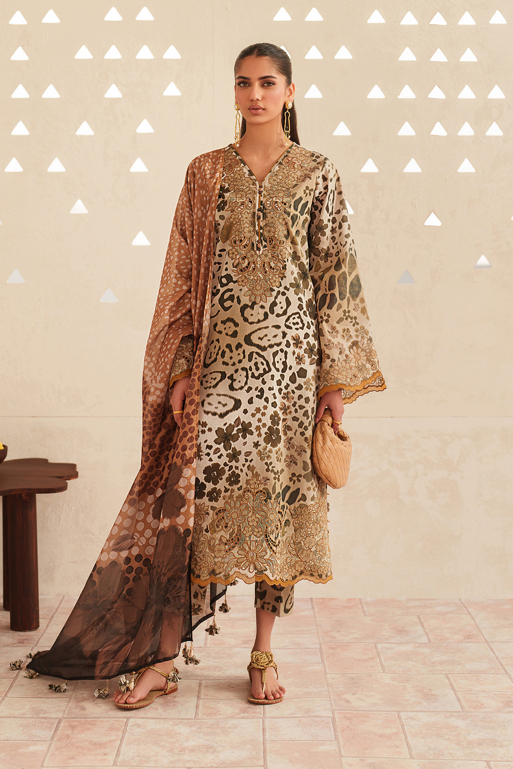 Baroque Printed Embroidered Lawn 3PC Unstitched Memon Clothes